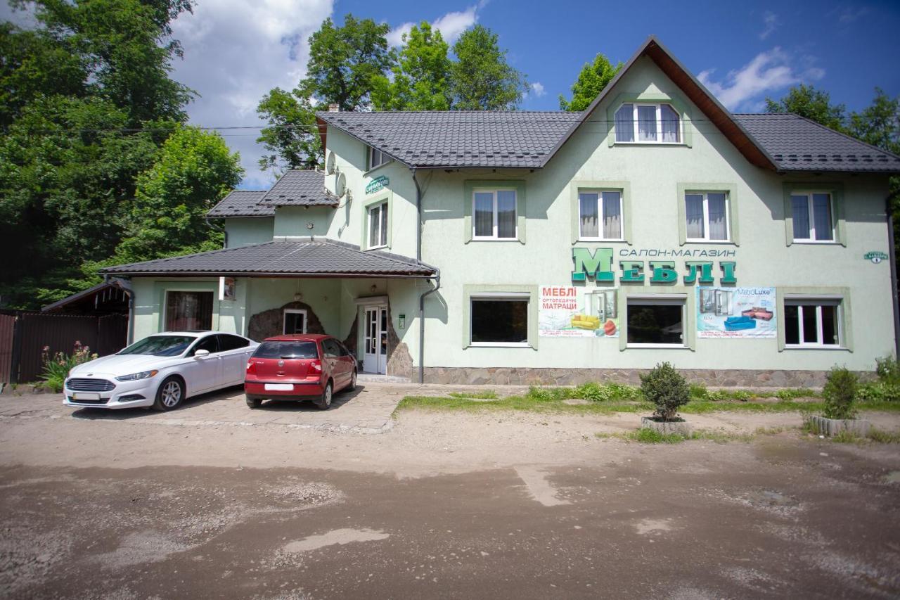 Synyogora Hotel Yaremche Bagian luar foto